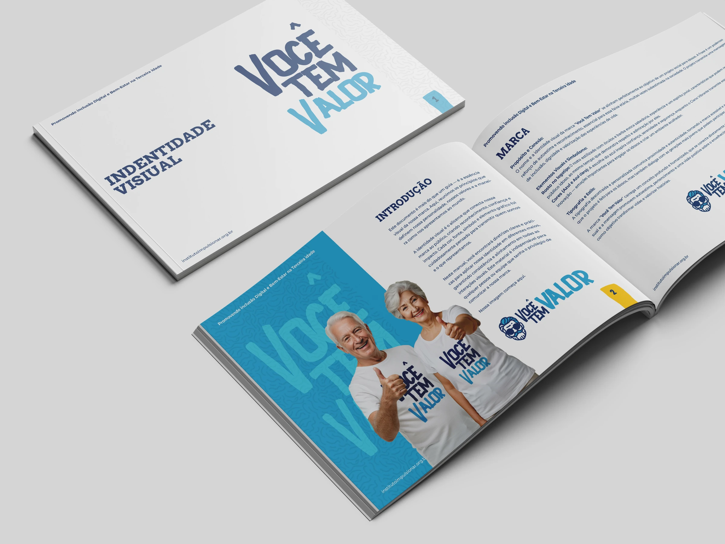 Mockup do manual Você Tem Valor com a capa de identidade visual e páginas de introdução e conceito da marca